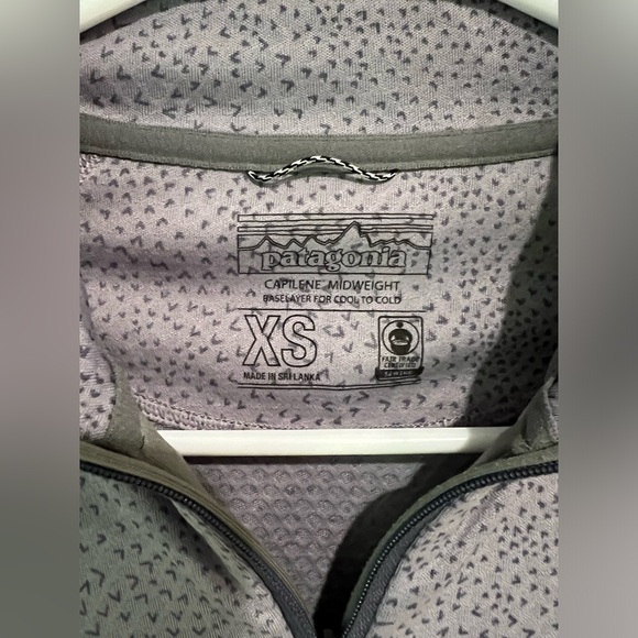 Patagonia 1/4 Zip Long Sleeve_ Size XS - Picture 4 of 4